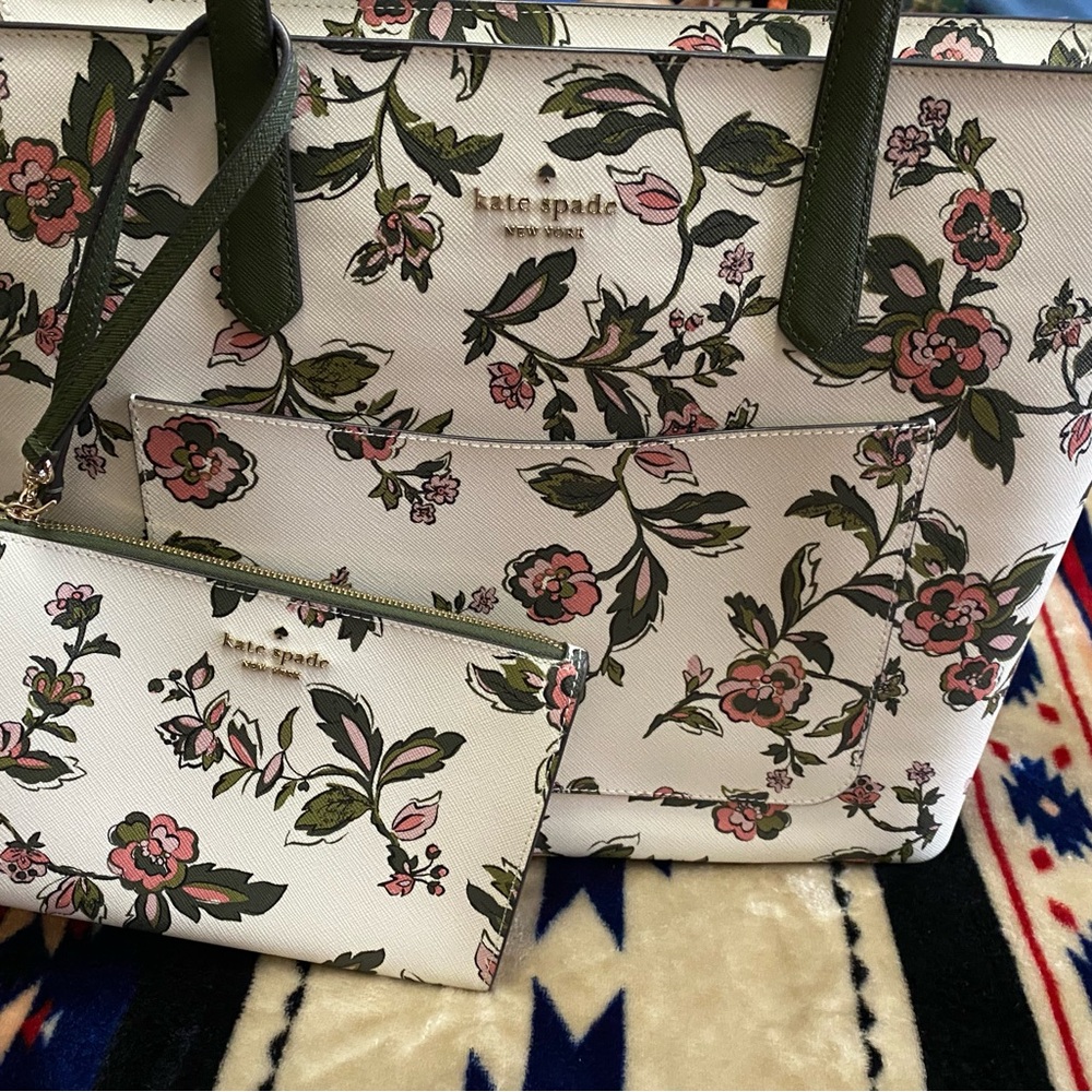 Kate Spade Floral Tote and Pouch - Olive and Cream 16x12”. Never used.